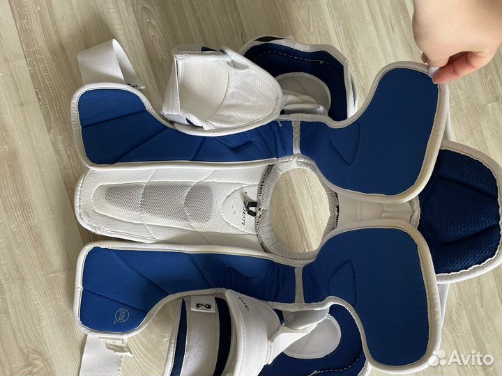 Нагрудник хоккейный Bauer Nexus 8000