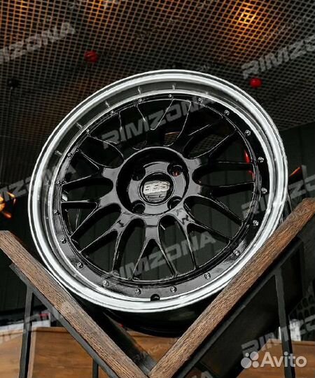 Литой диск BBS R18 5x105