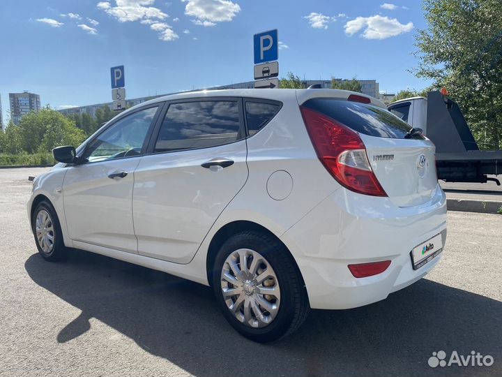 Hyundai Solaris 1.4 МТ, 2011, 180 000 км