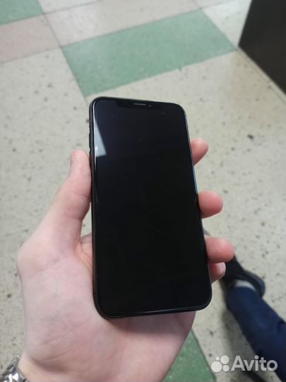 iPhone Xs, 64 ГБ