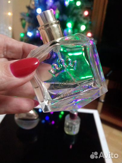 Пустые флаконы от парфюма