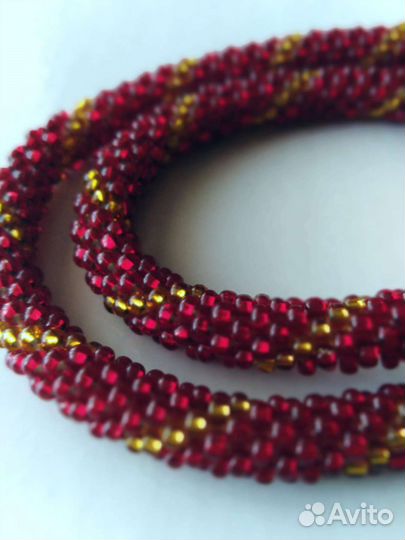 Колье жгут из бисера