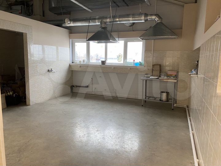 Свободного назначения, 300 м²