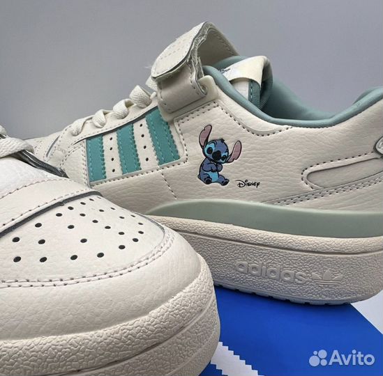 Кроссовки женские Adidas Disney Forum Low