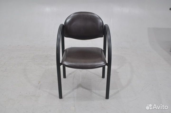 Кресло для переговорной