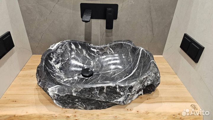 Раковина из натурального мрамора