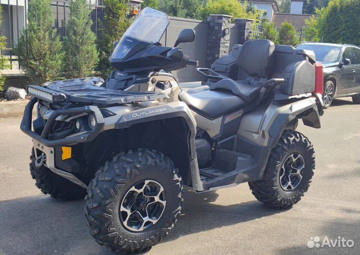 Квадроцикл BRP Can-Am Outlander Max 1000R Ltd 2015