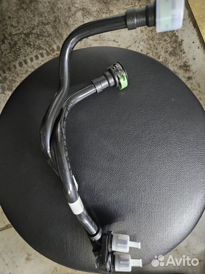 Нагорный маслопровод охлаждения масла