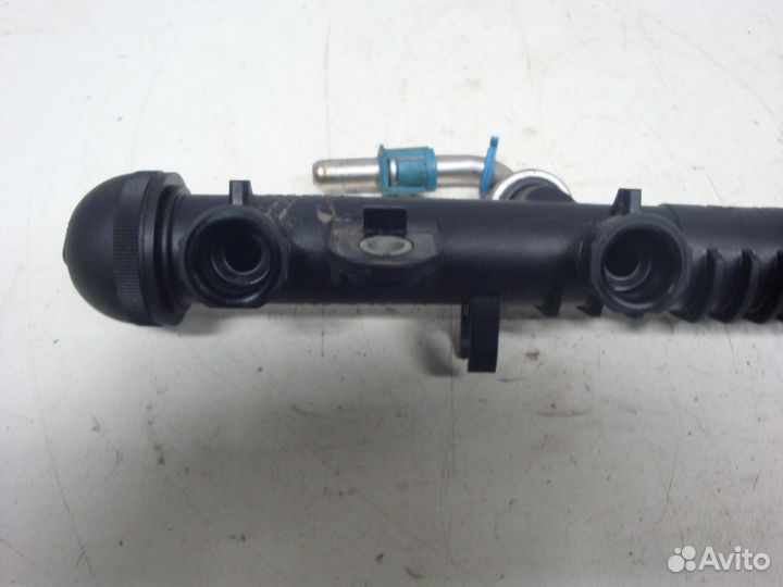 Рампа Рейка топливная Opel Corsa C Z12XE