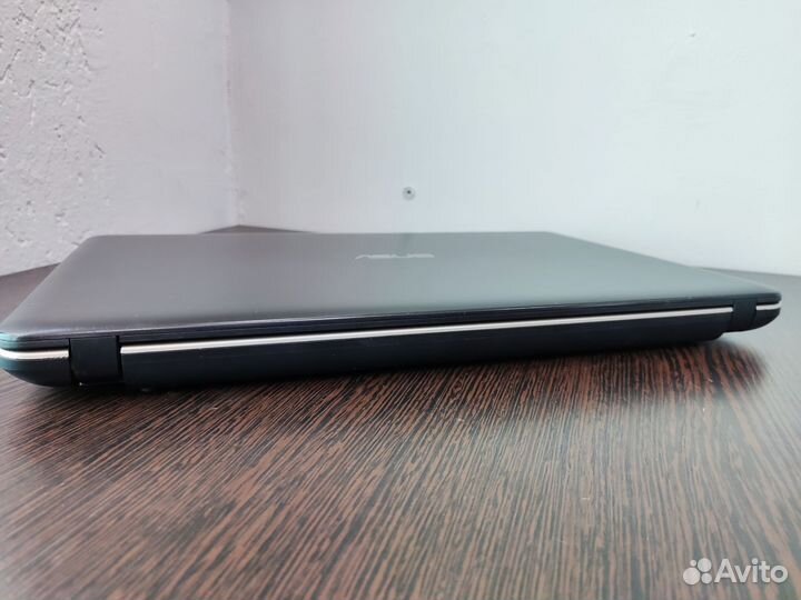 Asus 15.6 Core i5 7Th/озу 12/GT 920Mx/Sdd/Full HD