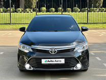 Toyota Camry 2.5 AT, 2017, 107 400 км, с пробегом, цена 2 488 000 руб.