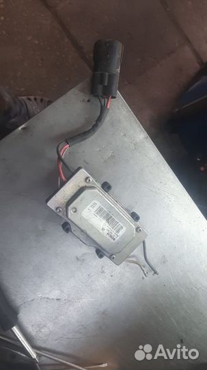 Блок управления вентилятором Вольво хс-70