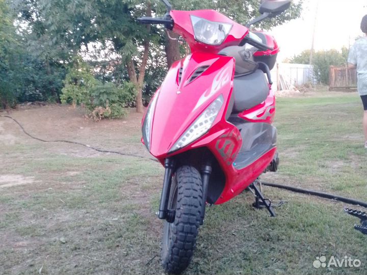Скутер 125 70к