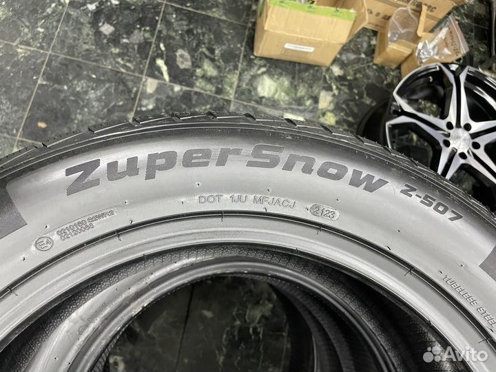 Westlake ZuperSnow Z-507 235/55 R19 105V