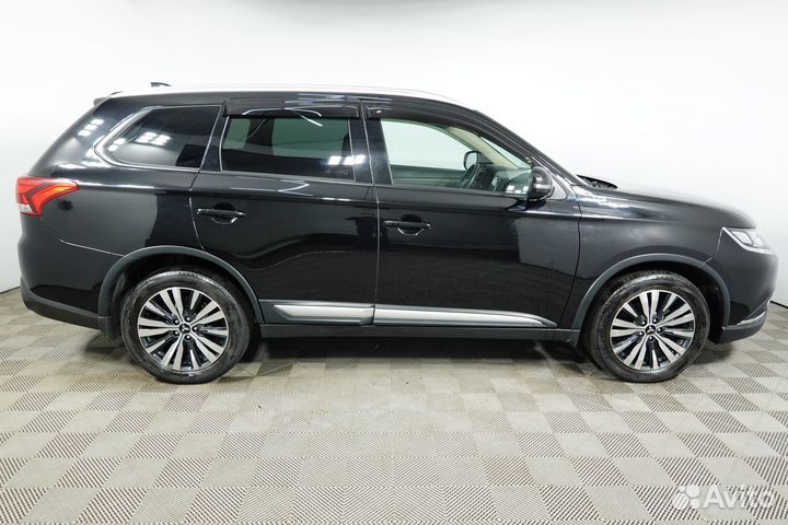 Mitsubishi Outlander 2.0 CVT, 2018, 86 841 км