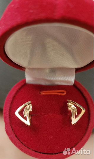 Золотые серьги