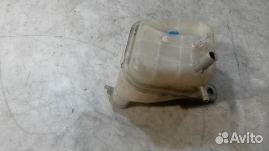 Бачок расширительный toyota RAV 4 ZCA2 (80A16NP01)