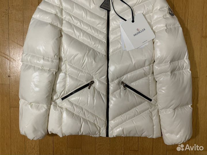 Куртка пуховик Moncler 7-8 лет рост 122-128 см