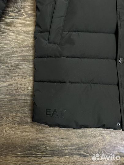 Куртка мужская весна Armani EA7