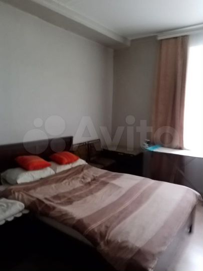 Комната 22 м² в 3-к., 2/4 эт.
