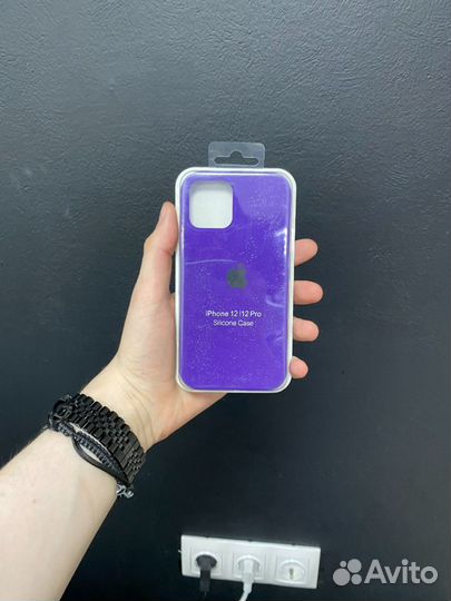 Чехол на iPhone 12/12 pro (Фиолетовый)