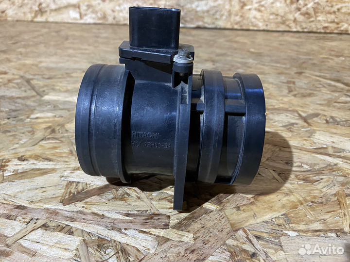 Расходомер воздуха VW Passat B6 B7 Tiguan