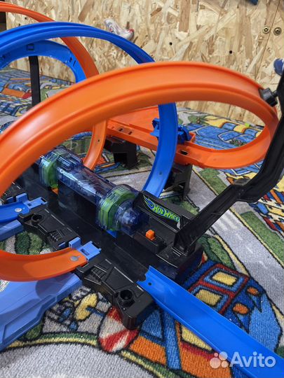 Трасса Hot Wheels