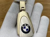 Золотой брелок BMW