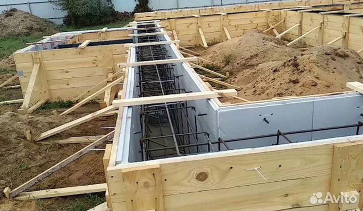 Бригада строителей