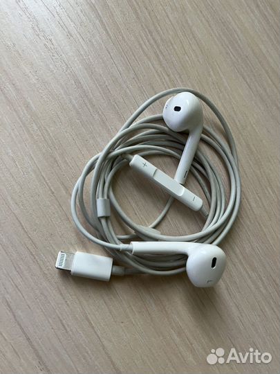 Наушники Apple EarPods (Lightning) оригинал