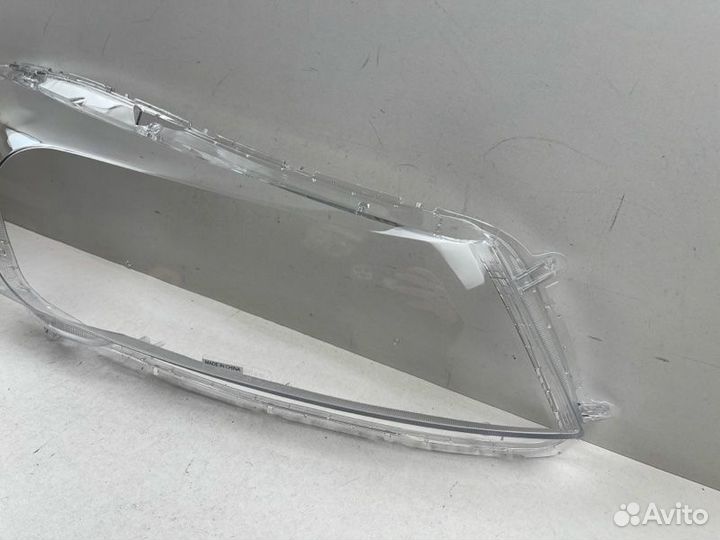 Стекло фары правое Honda Inspire 5 2007-2012