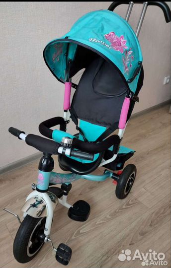 Детский трехколесный велосипед