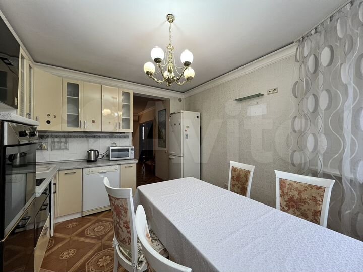 2-к. квартира, 60 м², 17/17 эт.