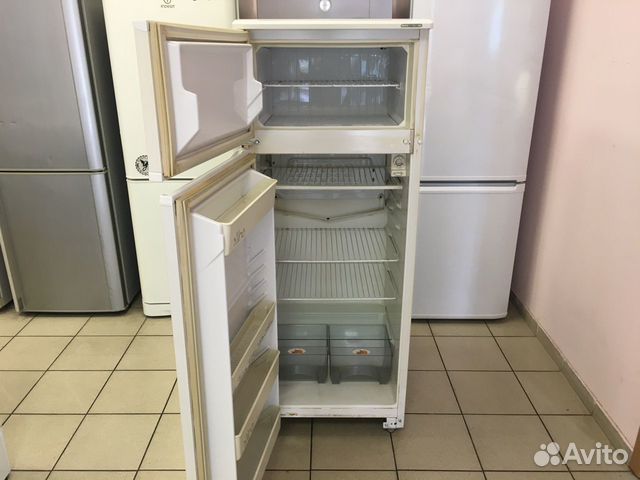 Холодильник бу Атлант на гарантии объявление продам
