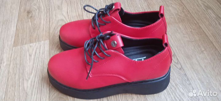 Ботинки женские