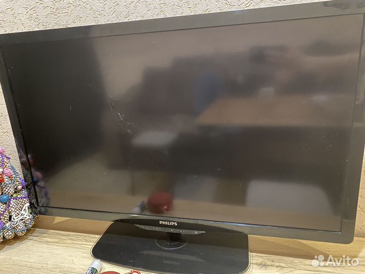 Телевизор philips на запчасти