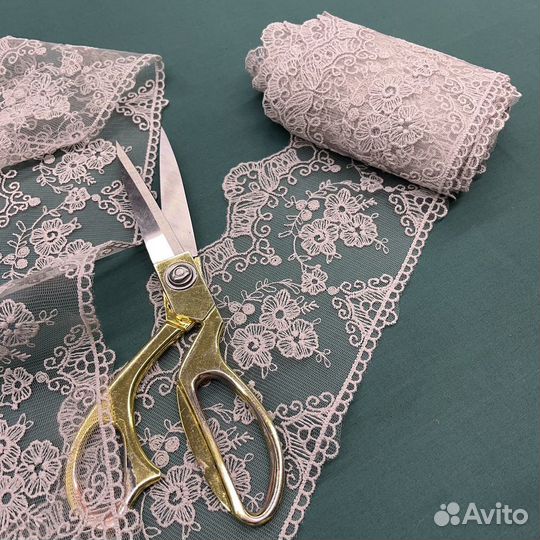 Кружево blumarine