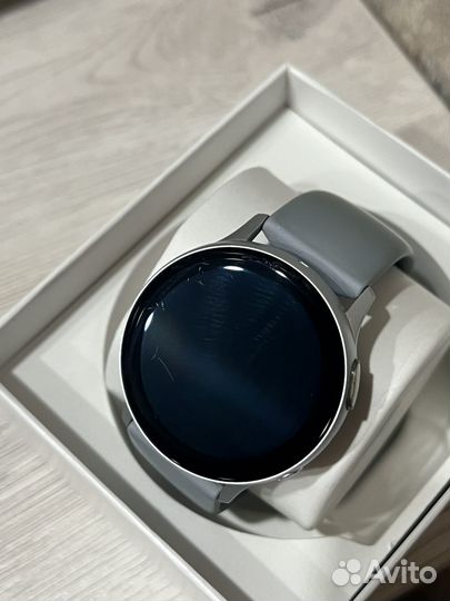 Samsung galaxy watch active 2 40 мм