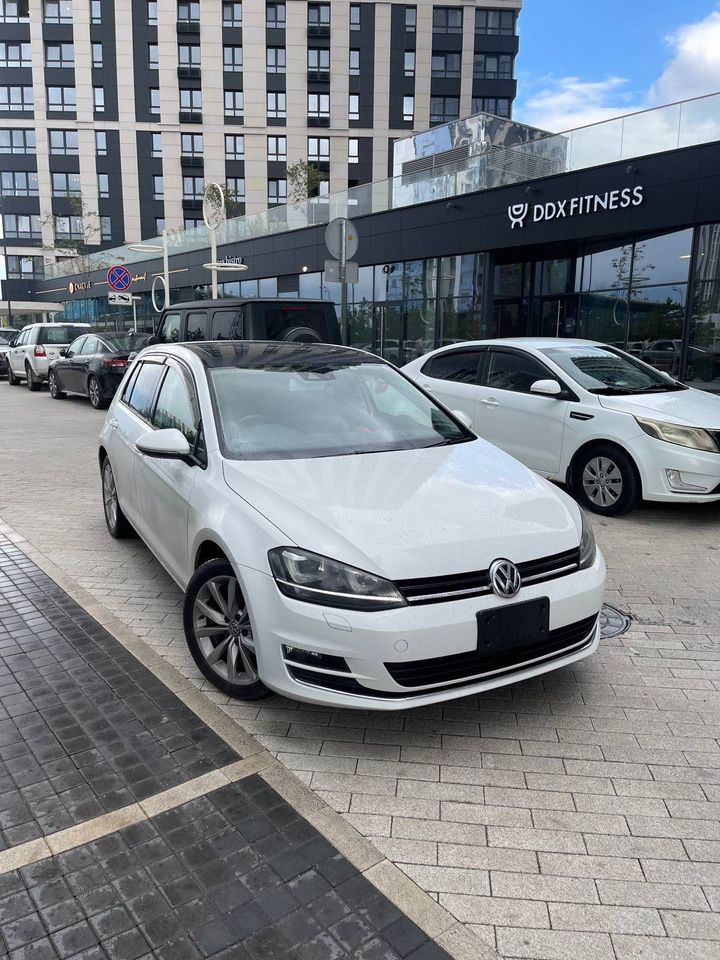 Volkswagen Golf: фото из отзыва