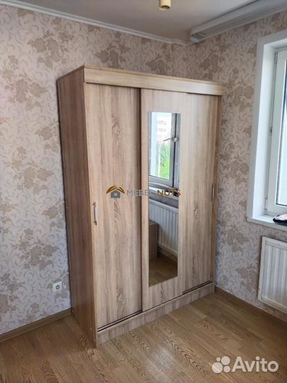 Шкаф купе с зеркалом