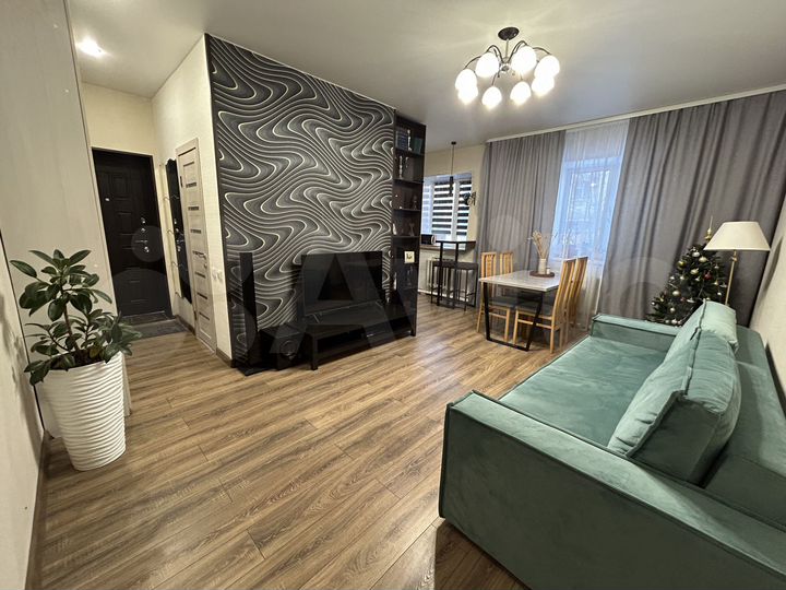 3-к. квартира, 60 м², 1/3 эт.