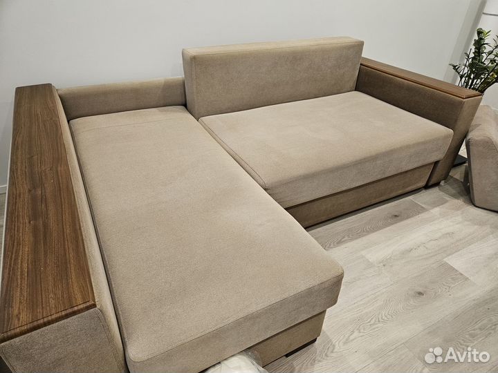 Большой угловой диван раскладной бу