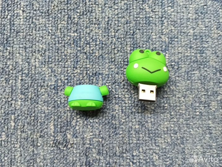 USB flash 32 GB