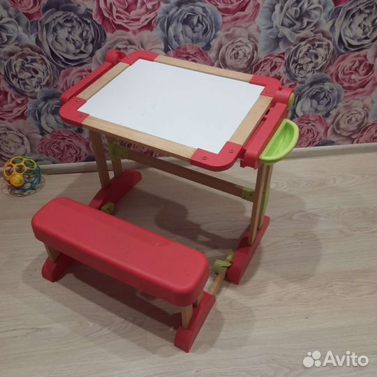 Детский стол парта