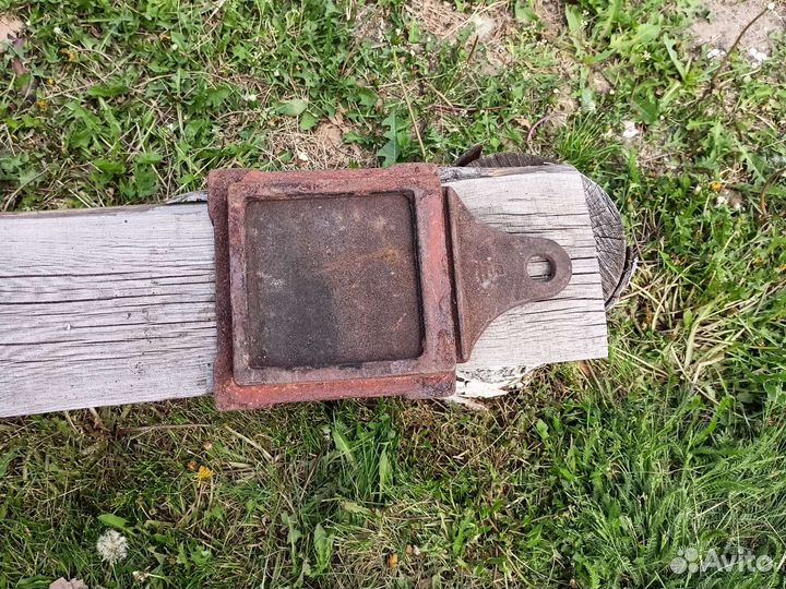 Задвижка чугунная печная