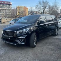 Kia Carnival 2.2 AT, 2020, 65 000 км, с пробегом, цена 2 700 000 руб.