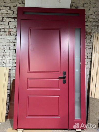 Входная стальная дверь