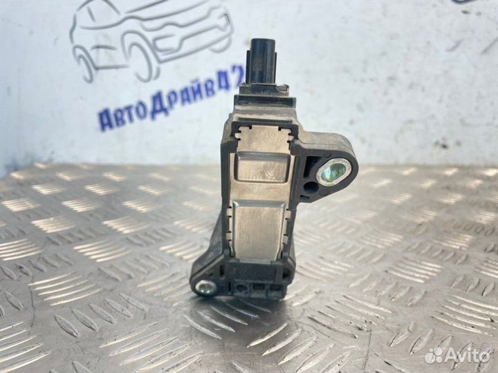 Педаль газа Toyota Corolla ZRE151L 1zrfe 2006