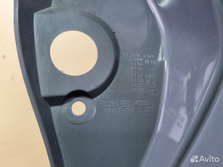 Фонарь задний правый. Хендай солярис хэтчбек