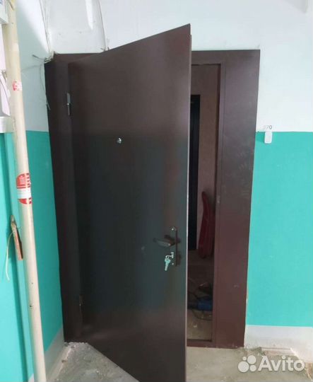 Дверь металлическая подъездная